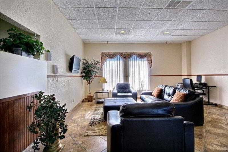 Days Inn & Suites By Wyndham Mt Pleasant Mount Pleasant Intérieur photo