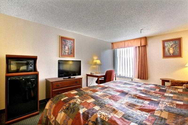Days Inn & Suites By Wyndham Mt Pleasant Mount Pleasant Chambre photo