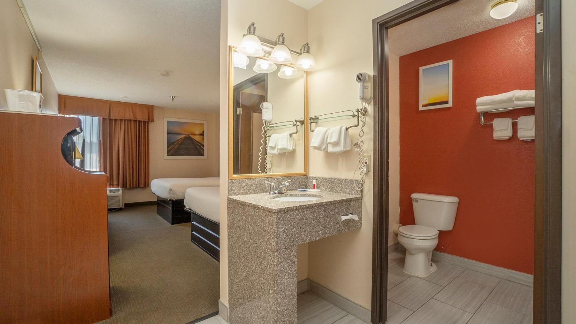 Days Inn & Suites By Wyndham Mt Pleasant Mount Pleasant Chambre photo